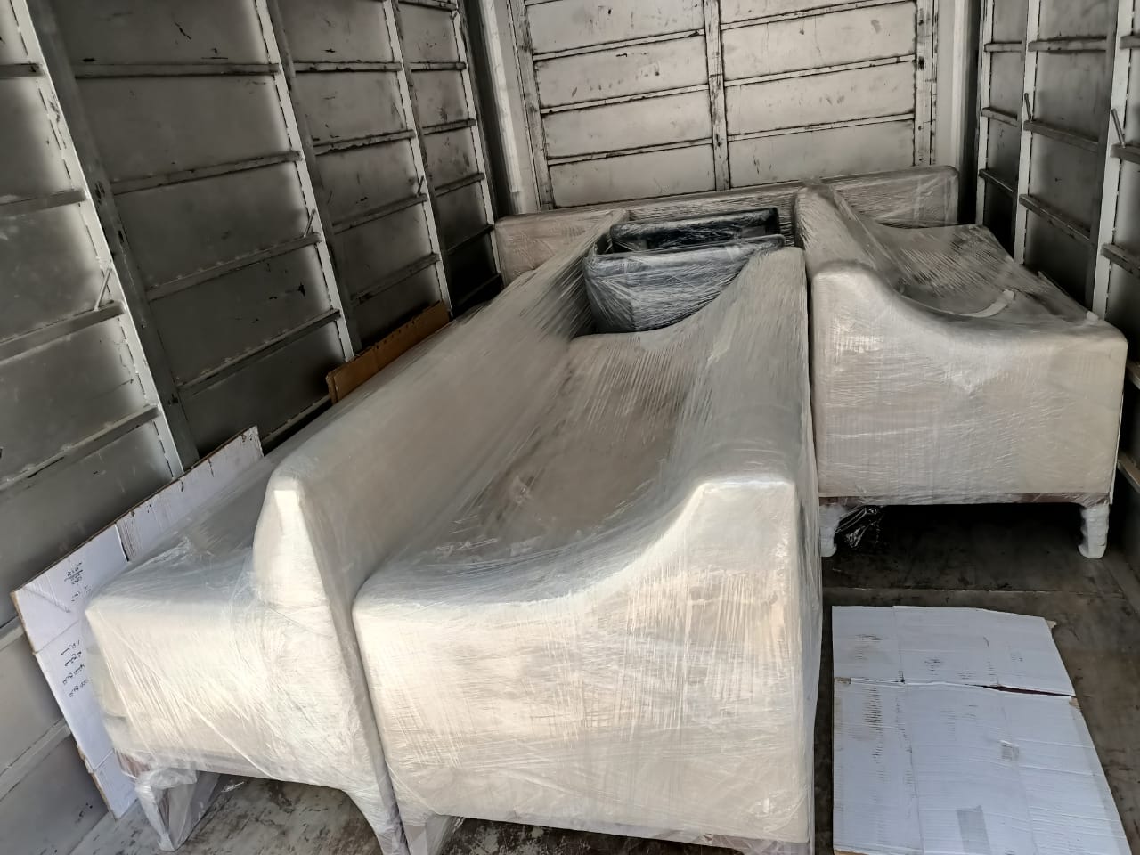 أفضل شركة نقل عفش بجدة السامر مع الفك والتركيب